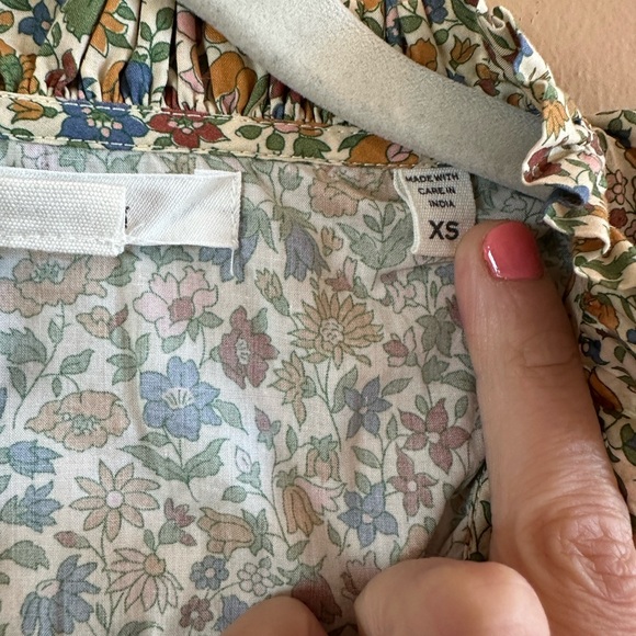 Doen Swan Top Liberty Fabric (Floral Print) Women's Button Down Top - Picture 4 of 4